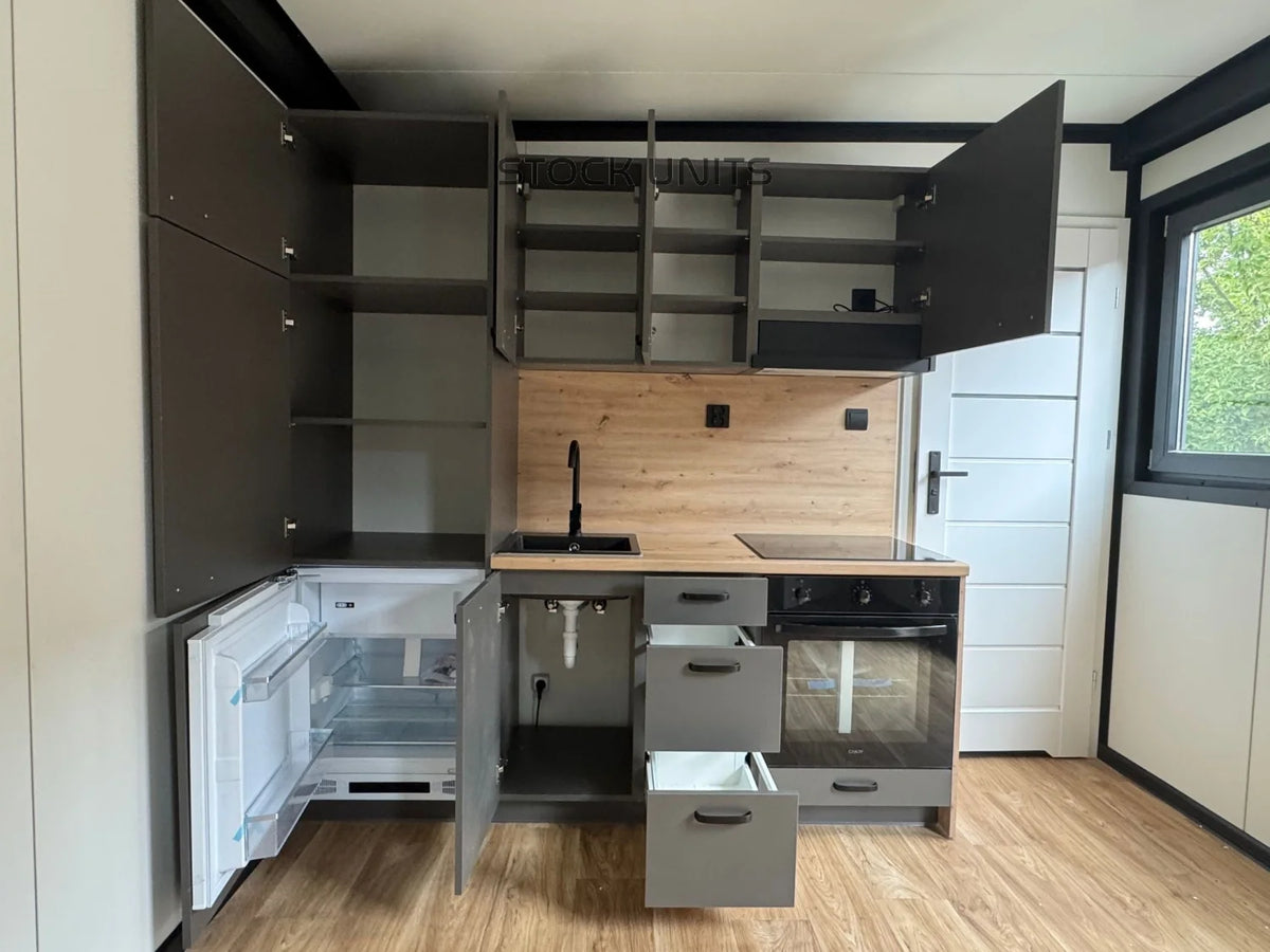 Tiny House 8x3,2m 1 slaapkamer