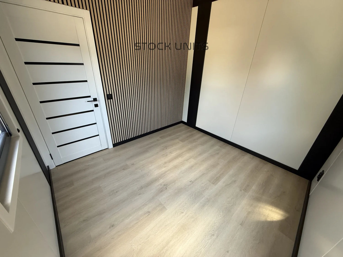 Woonunit 10x3,2m RO - 1 slaapkamer - Direct leverbaar