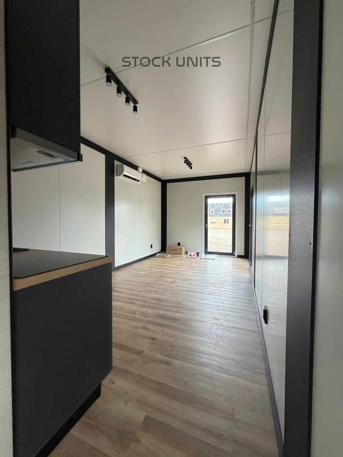 Woonunit RO 11x3,2m - Direct leverbaar