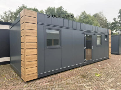 Gastenverblijf 8x3,2m - 1 slaapkamer